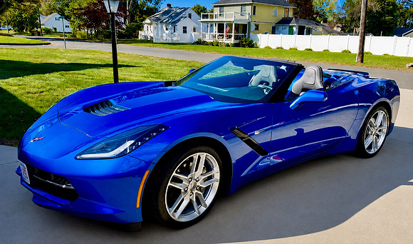 Janices Blue Corvette